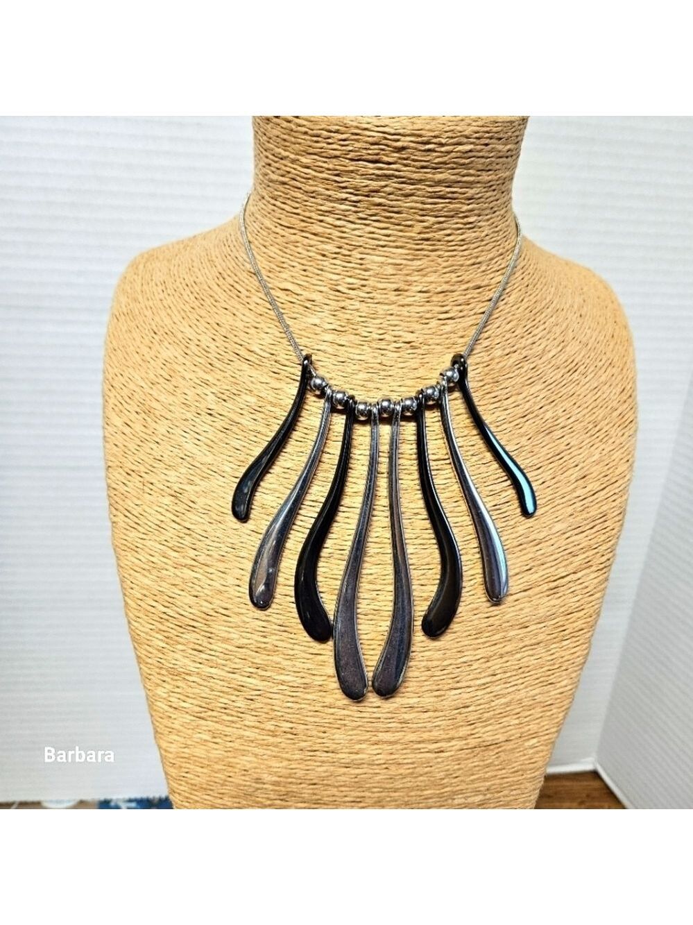 Silver-tone Drop Wave Design Necklace
